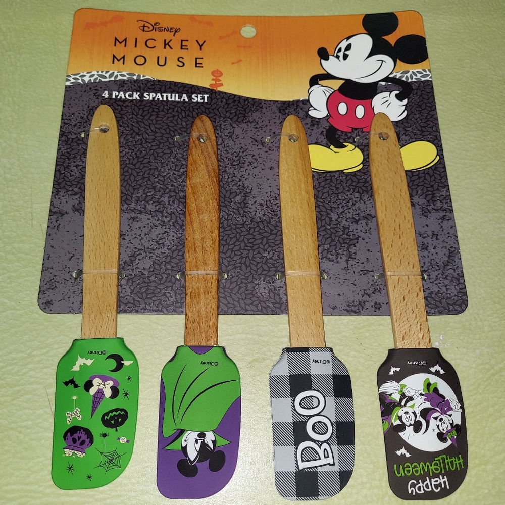 Disney Mickey Mouse Halloween Spatula Set
